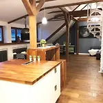 Bednarska 18 - Loft By Homeprime * وارسو