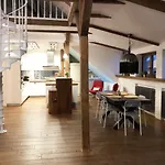 شقة Bednarska 18 - Loft By Homeprime *