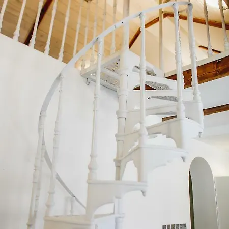 Bednarska 18 - Loft By Homeprime Warsaw