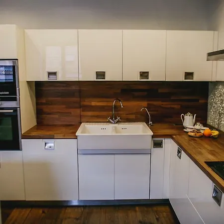Bednarska 18 - Loft By Homeprime Apartment Warsaw